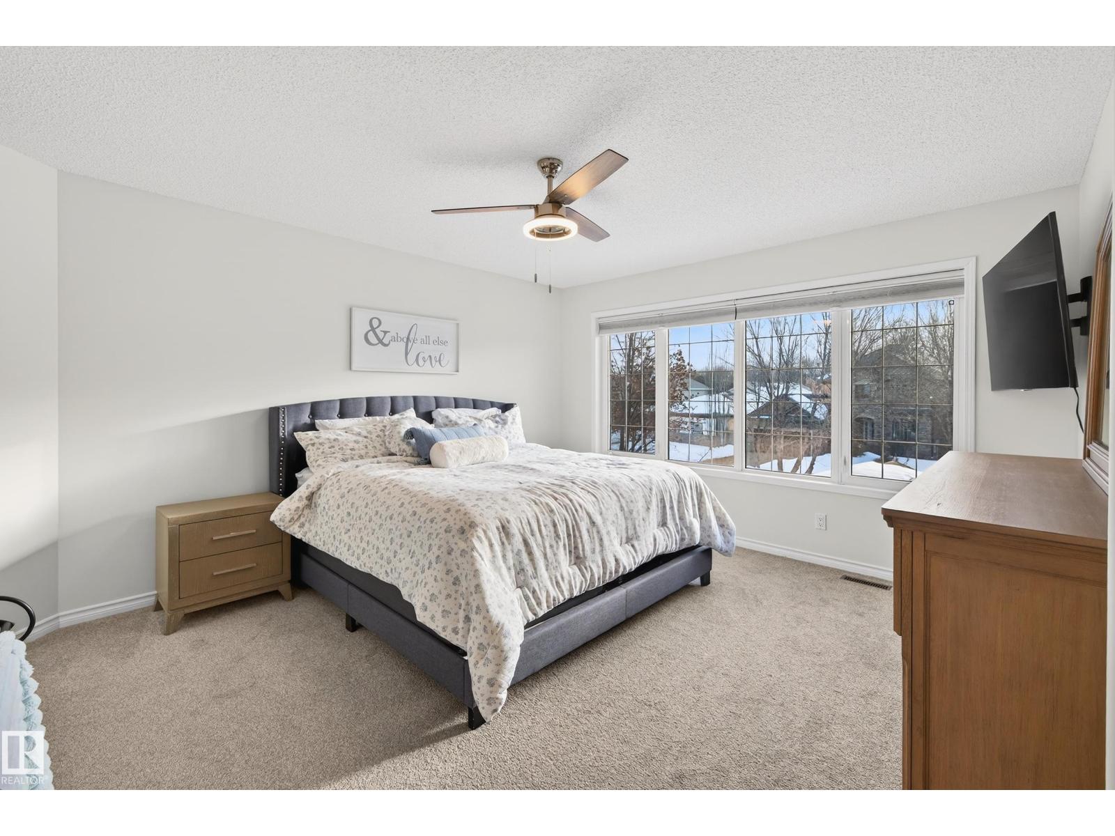 38 Embassy PL, St. Albert