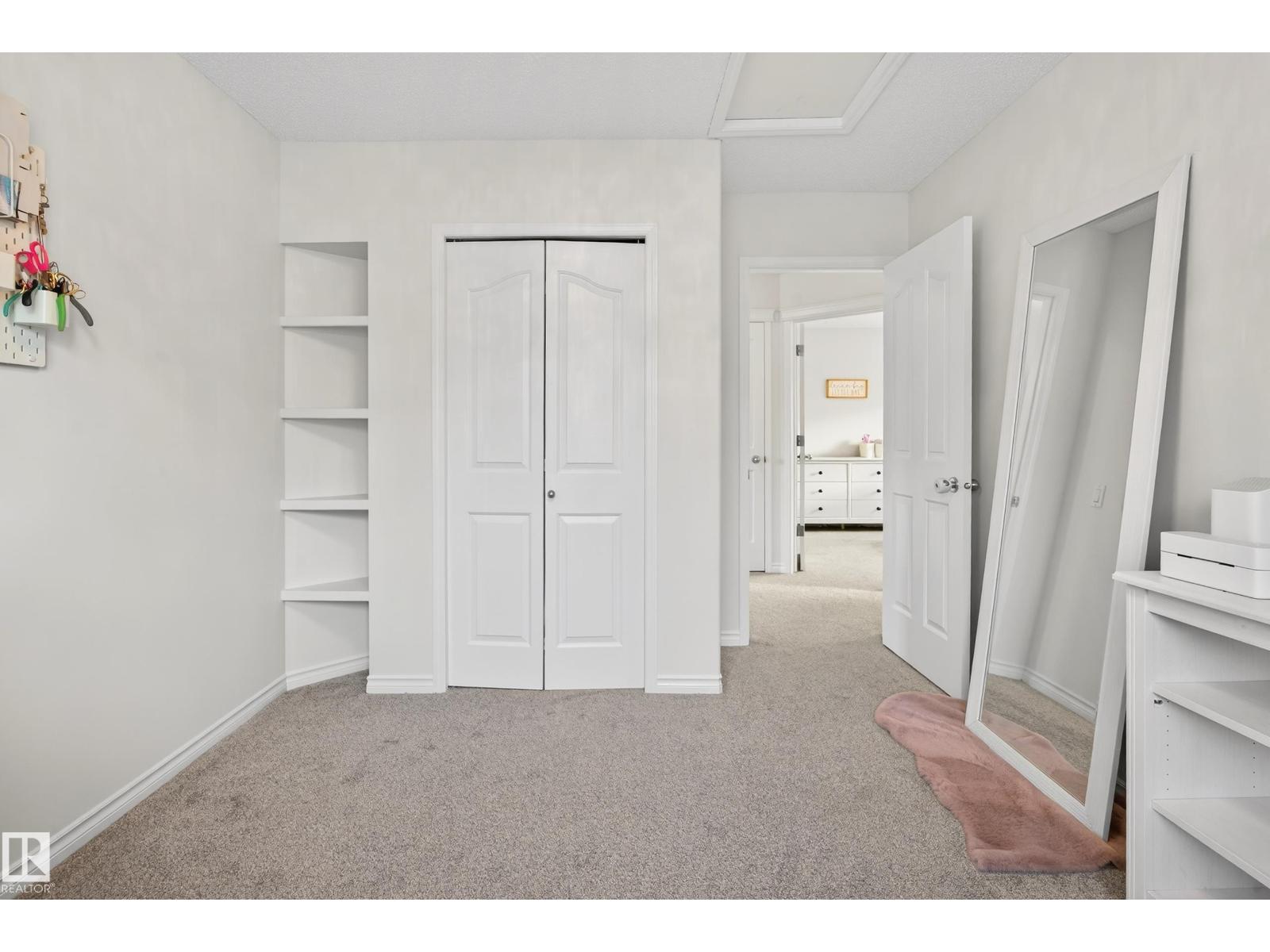 38 Embassy PL, St. Albert