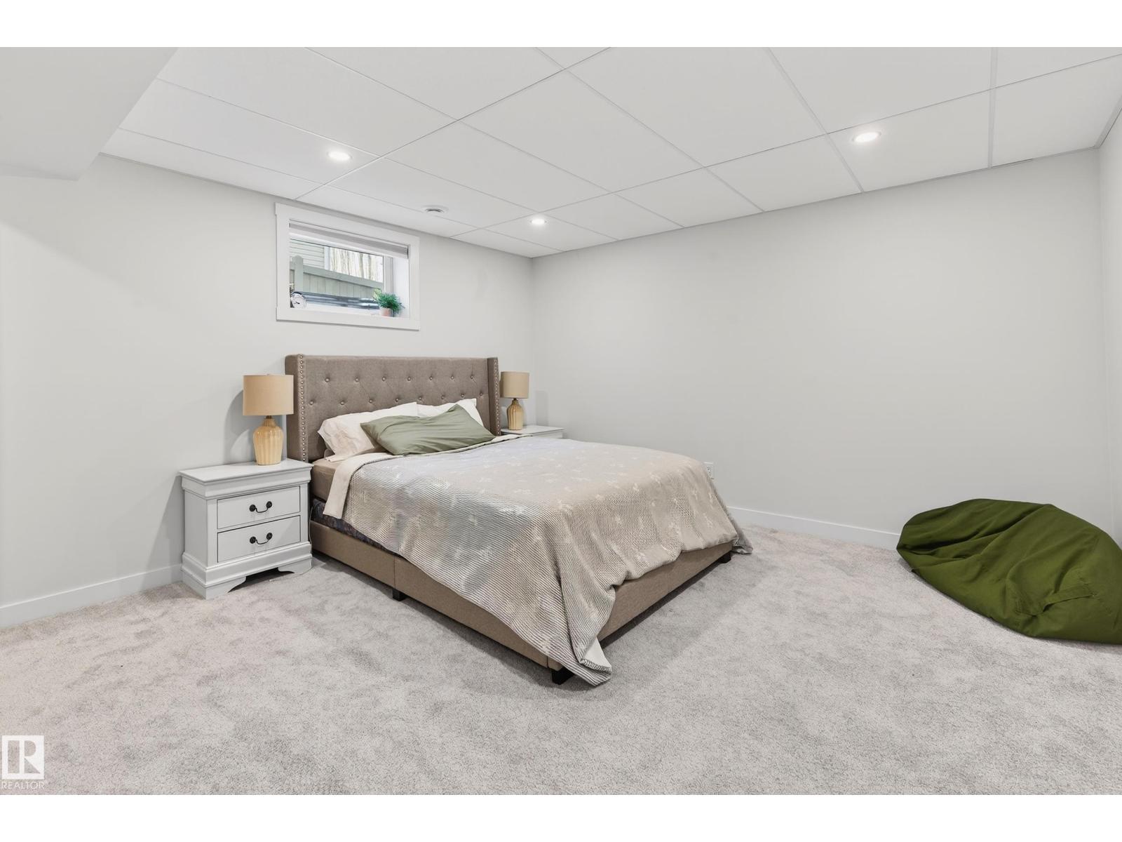 38 Embassy PL, St. Albert