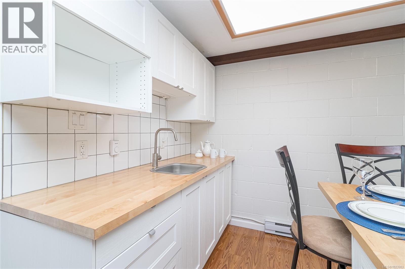 57 3987 Gordon Head Road, Saanich