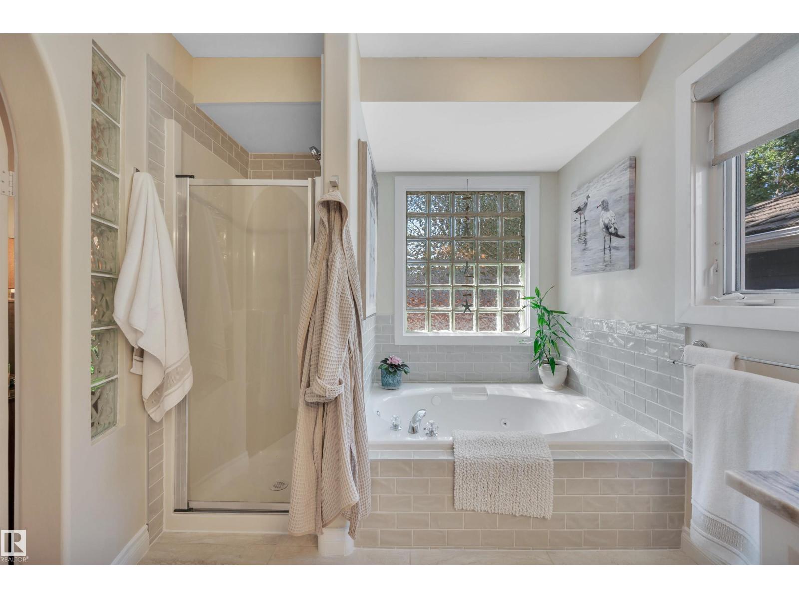 49 BERRYMORE DR, St. Albert