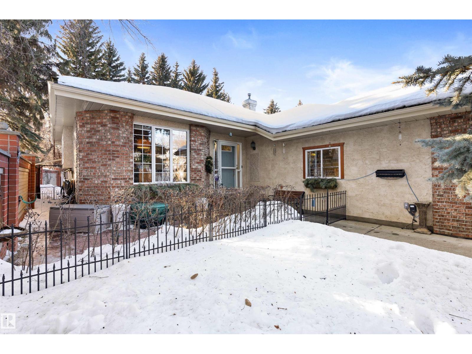 49 BERRYMORE DR, St. Albert