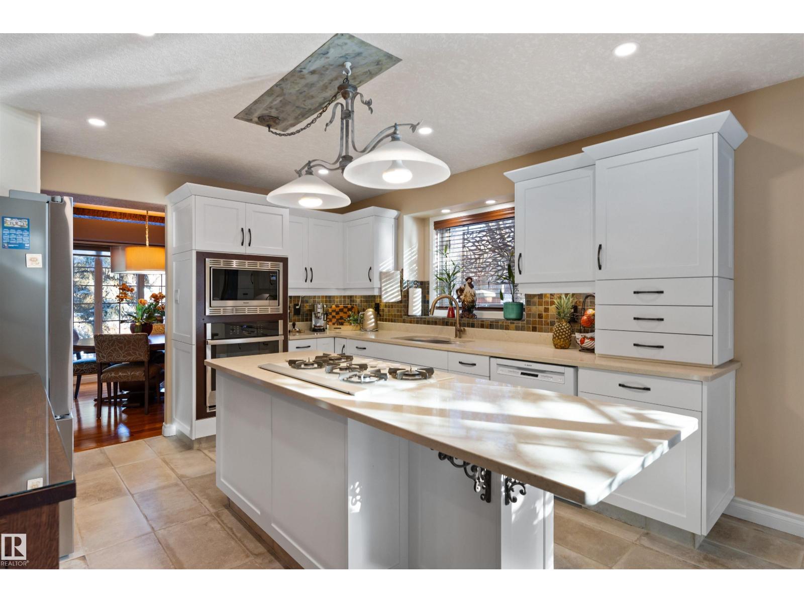 49 BERRYMORE DR, St. Albert