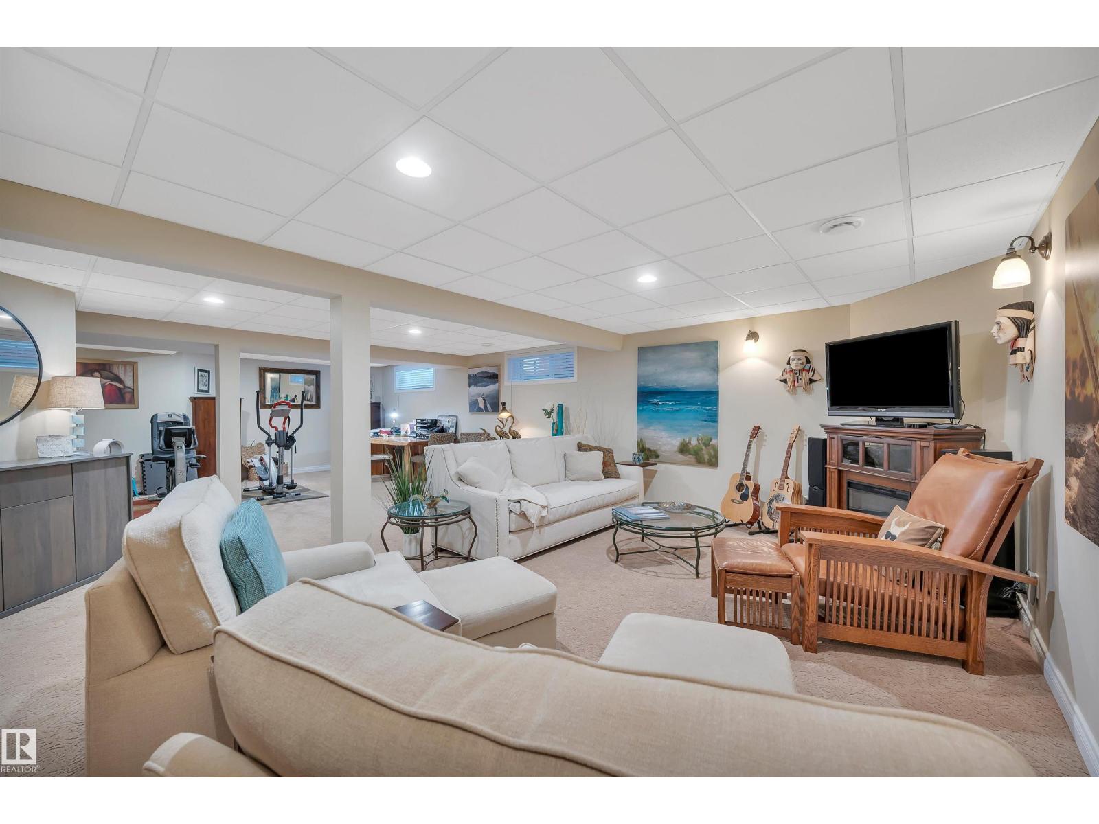 49 BERRYMORE DR, St. Albert