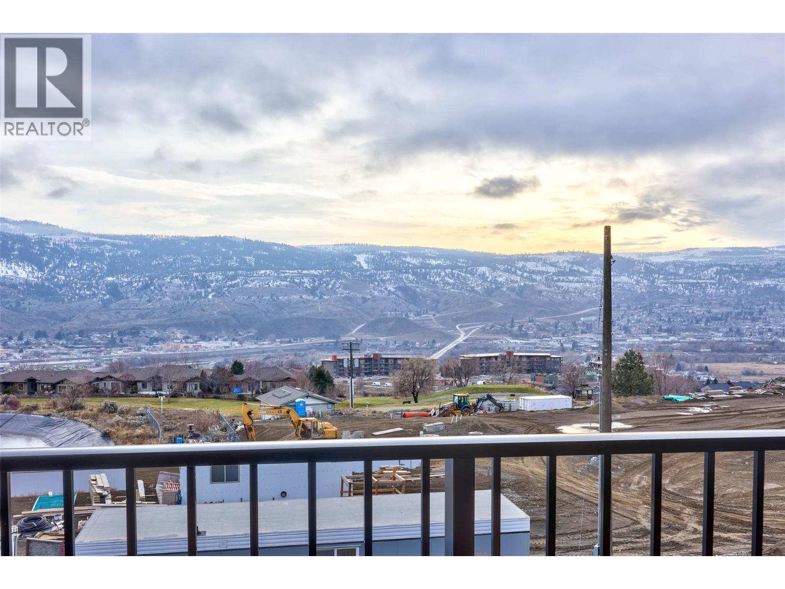 5046 SUN RIVERS Drive, Kamloops