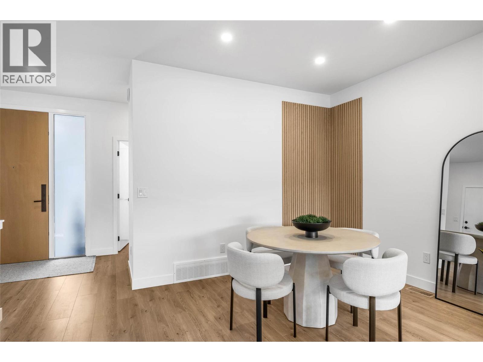 5048 SUN RIVERS Drive - Photo 5 of 31, Kamloops, British Columbia