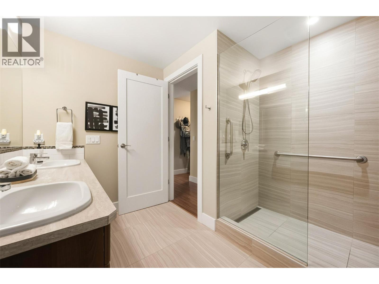 118 View Place, Penticton