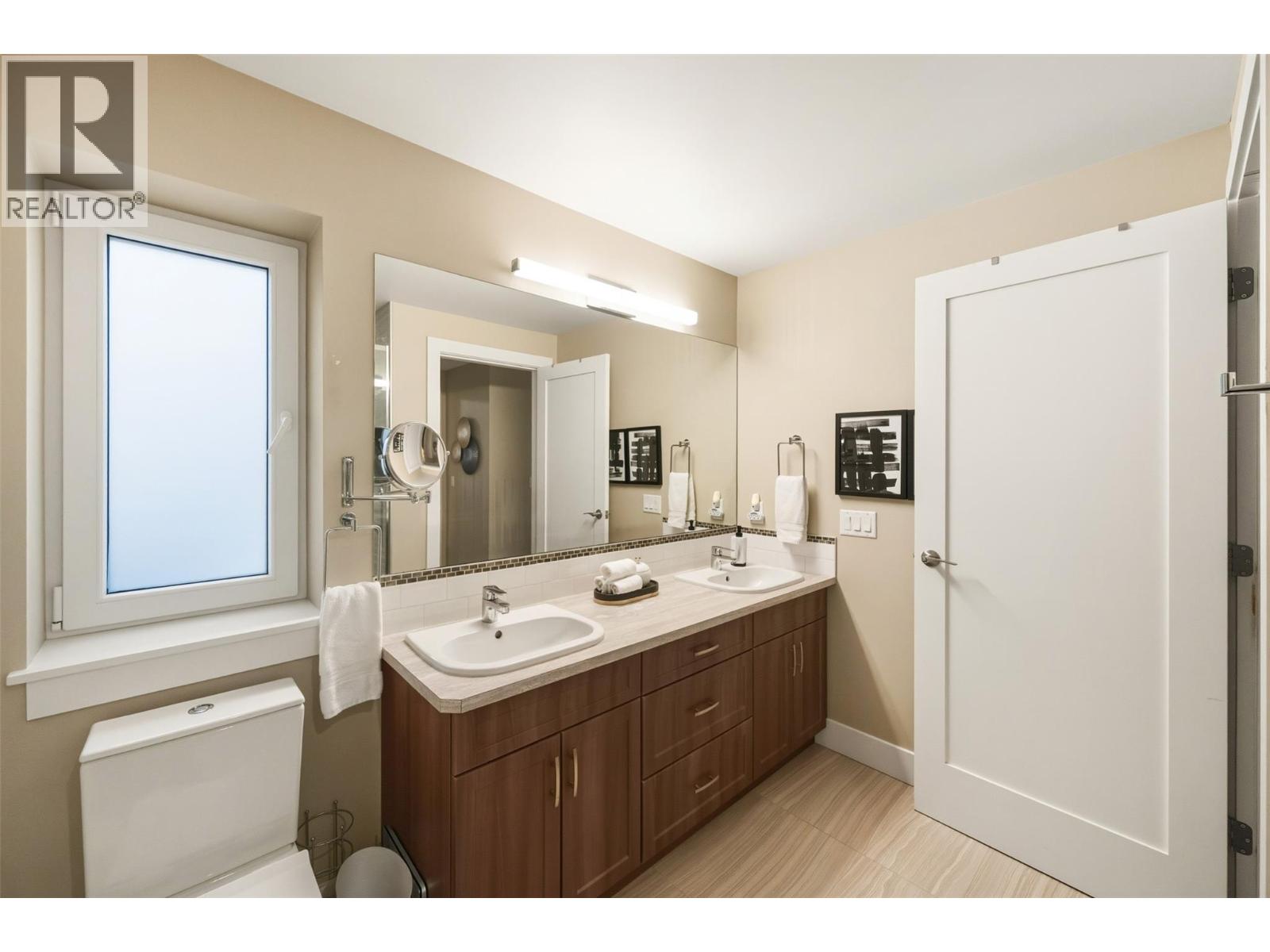 118 View Place, Penticton