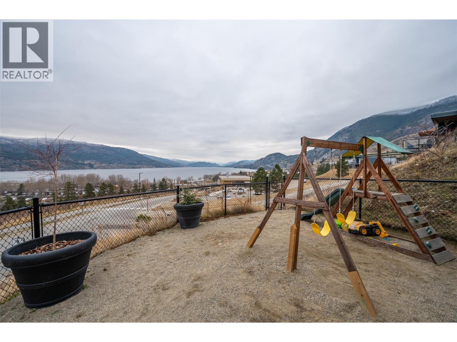 118 View Place, Penticton