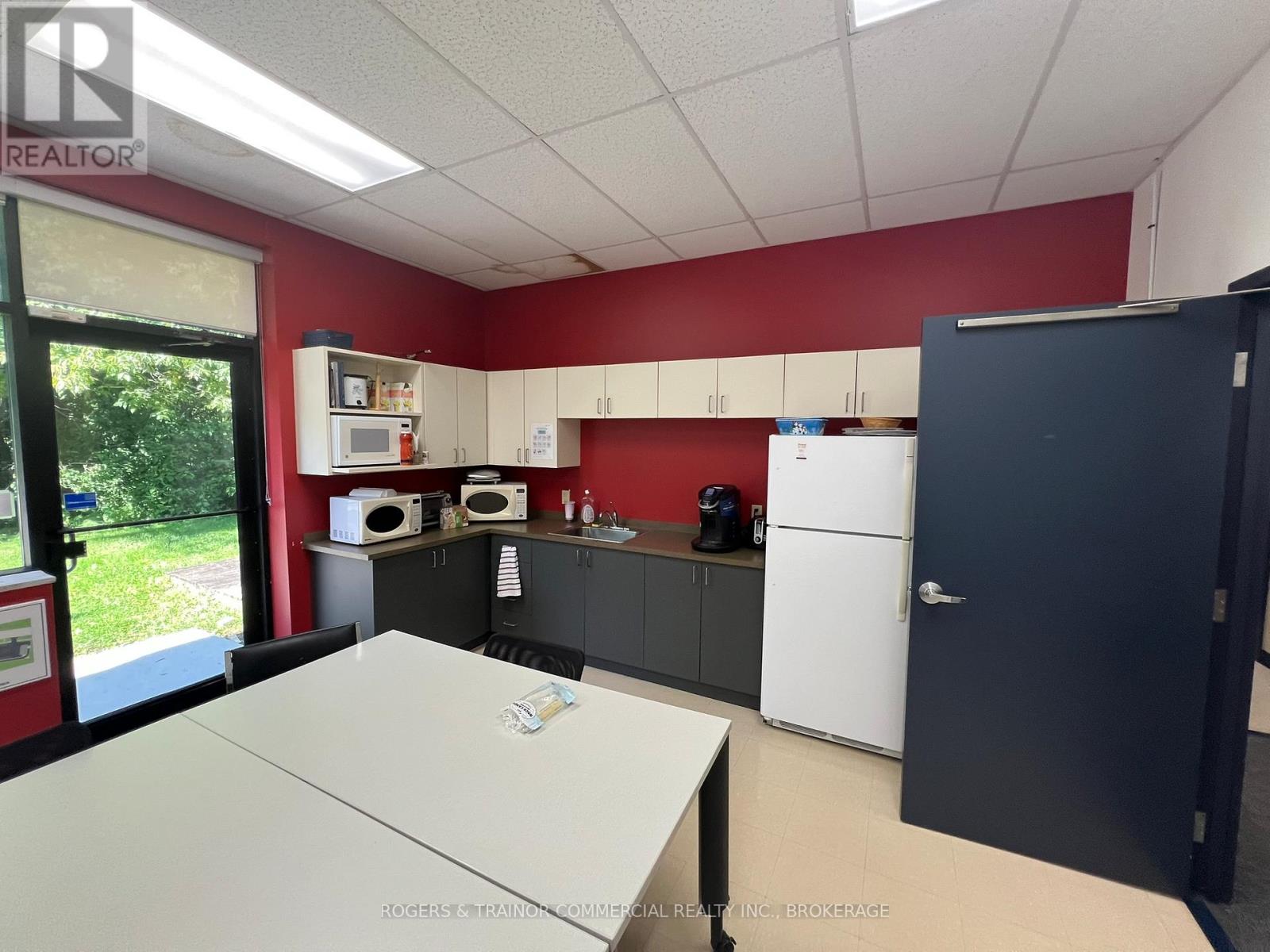 644 DALTON AVENUE - Photo 5 of 20, Kingston (West of Sir John A. Blvd), Ontario