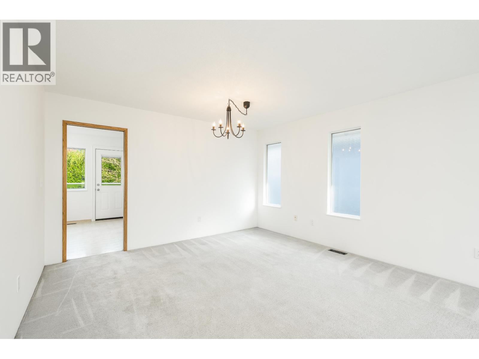 3868 MT SEYMOUR PARKWAY, North Vancouver