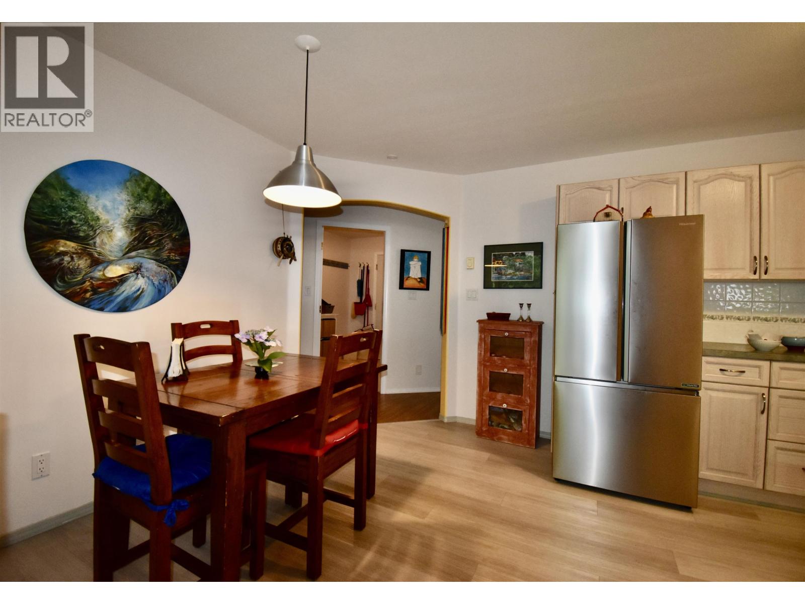 22 535 SHAW ROAD, Gibsons