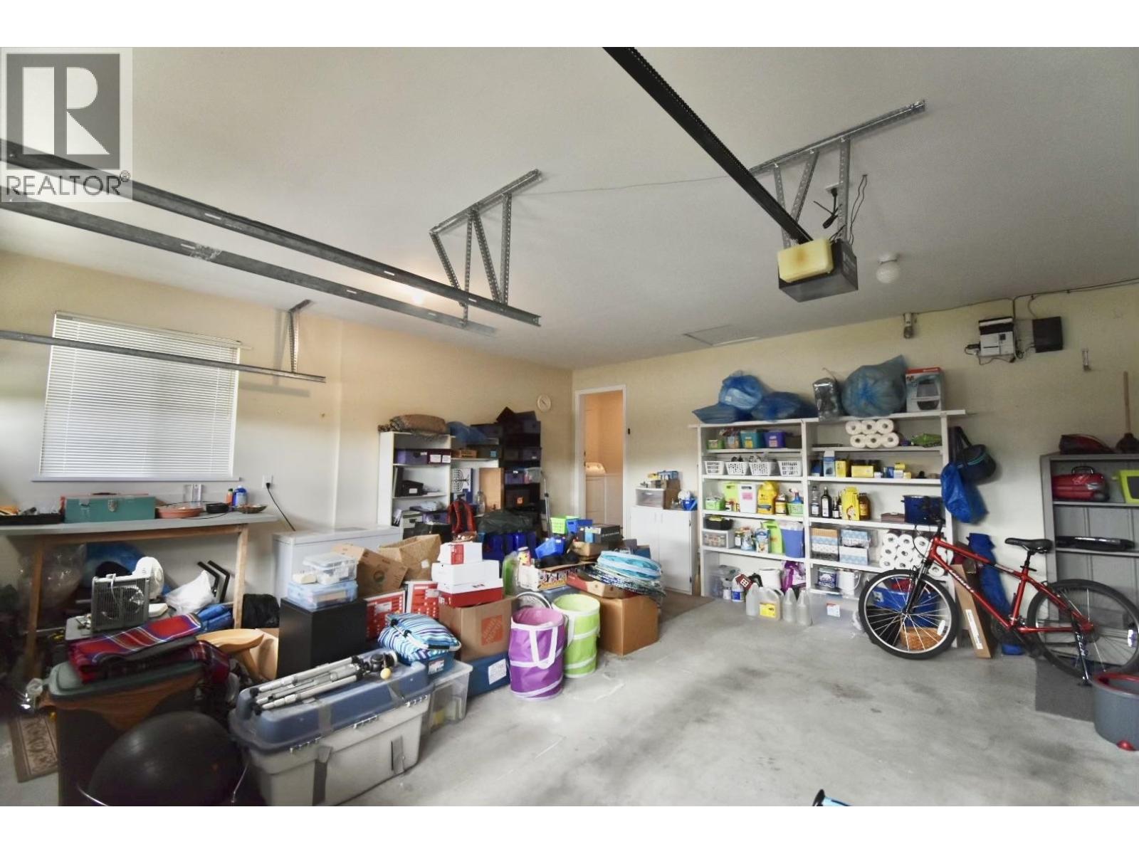 22 535 SHAW ROAD, Gibsons