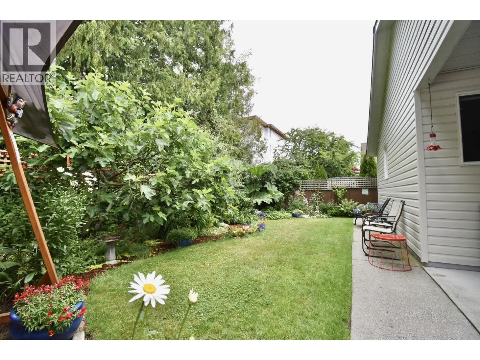 22 535 SHAW ROAD, Gibsons