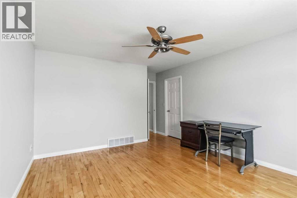 213 Diefenbaker Drive, Fort McMurray