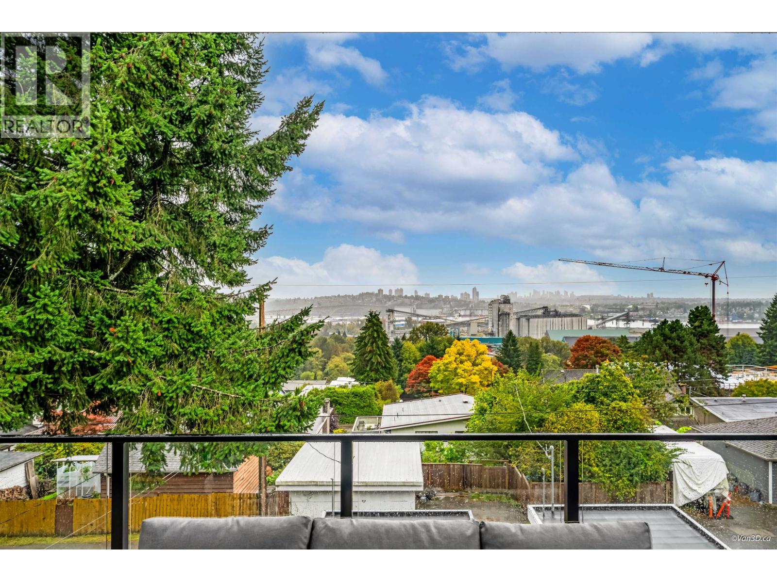 973 ADDERLEY STREET, North Vancouver