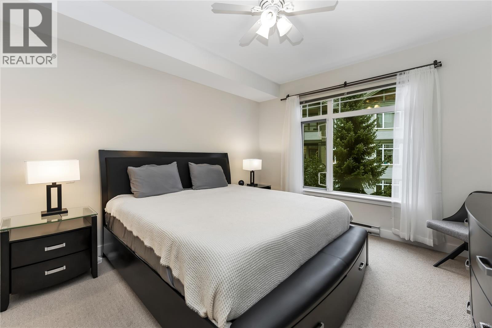 203D 1115 Craigflower Rd, Esquimalt