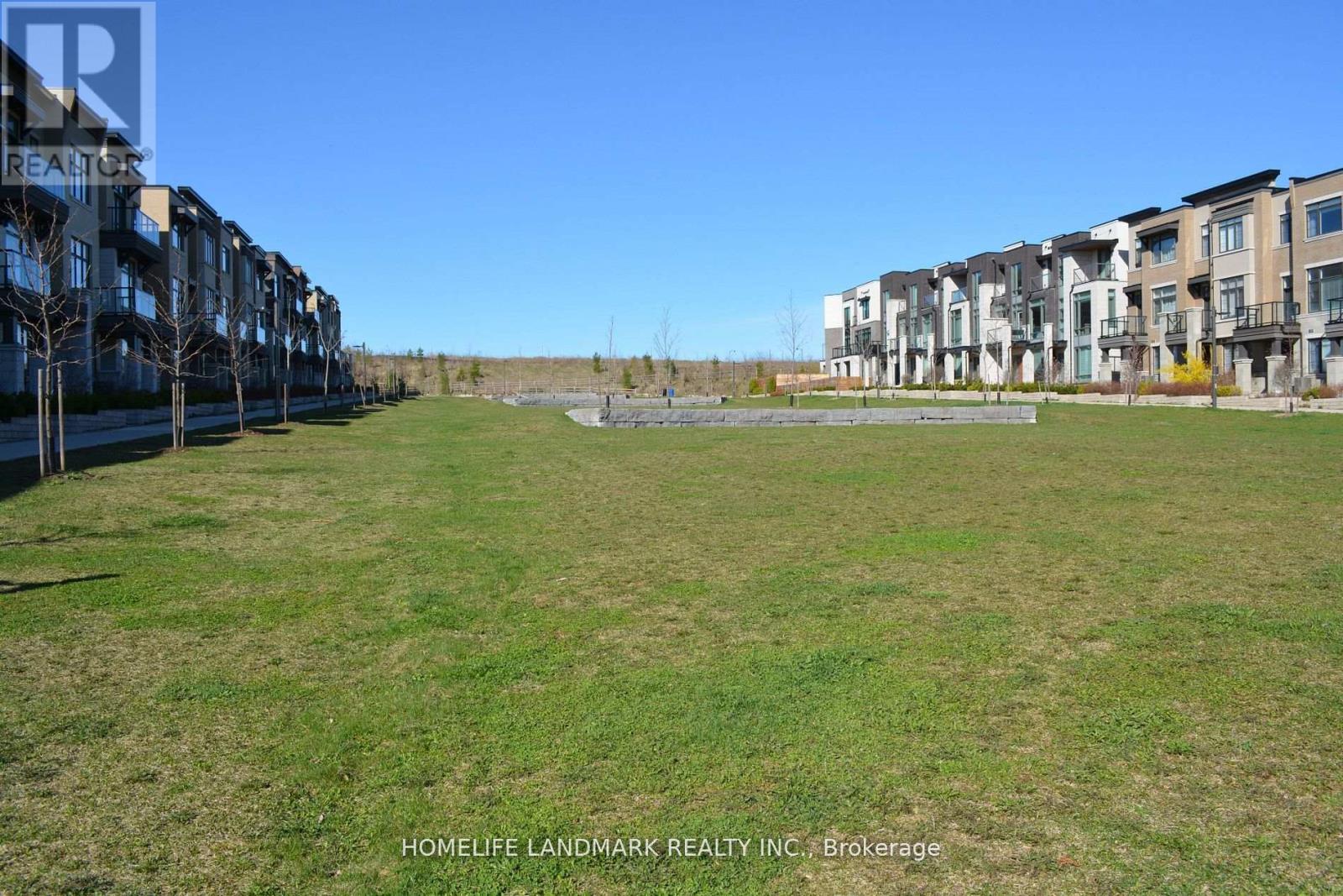 Single Family House for Sale in  HERIOT PLACE Vaughan (Patterson) 