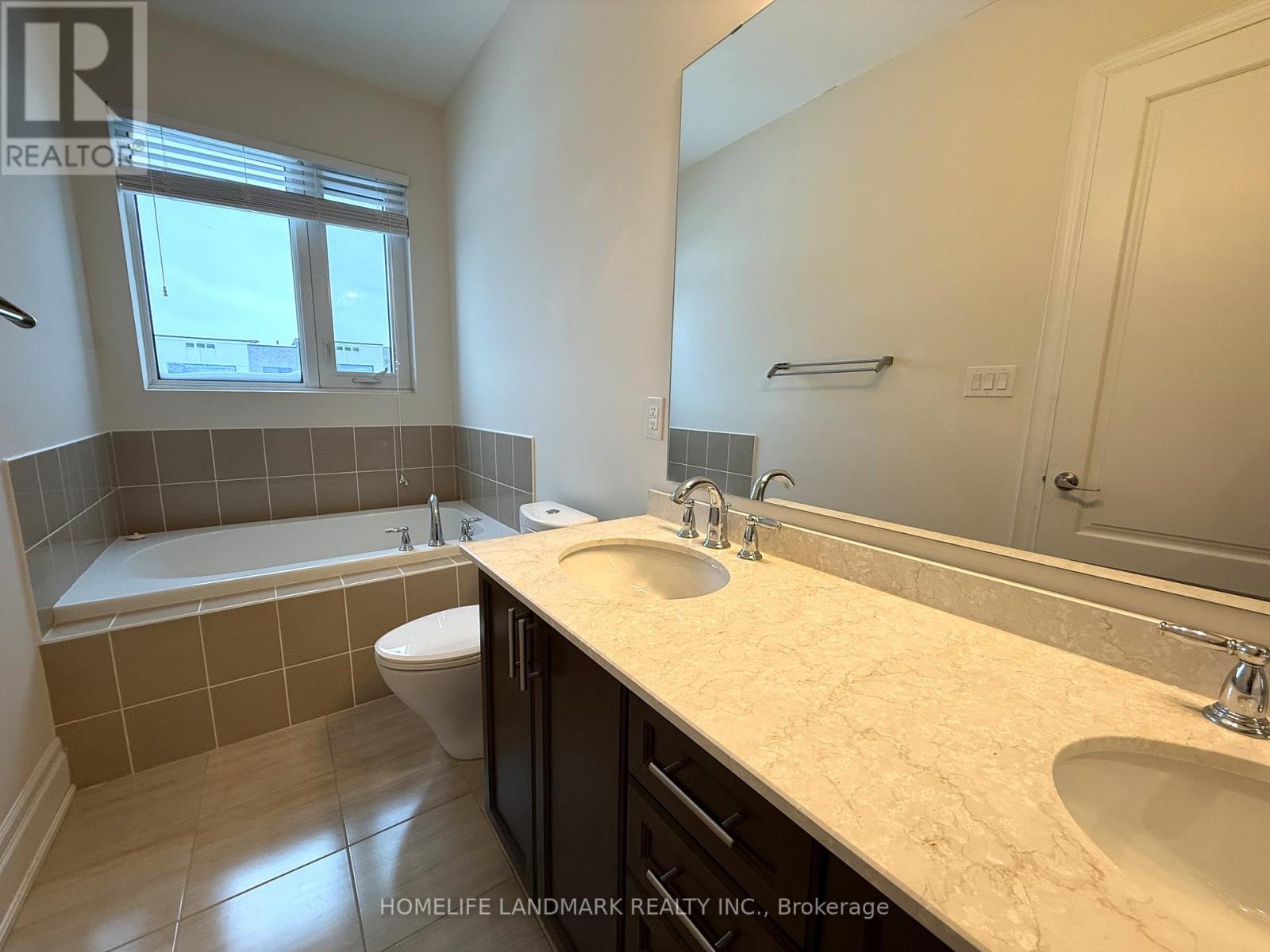 Single Family House for Sale in  HERIOT PLACE Vaughan (Patterson) 