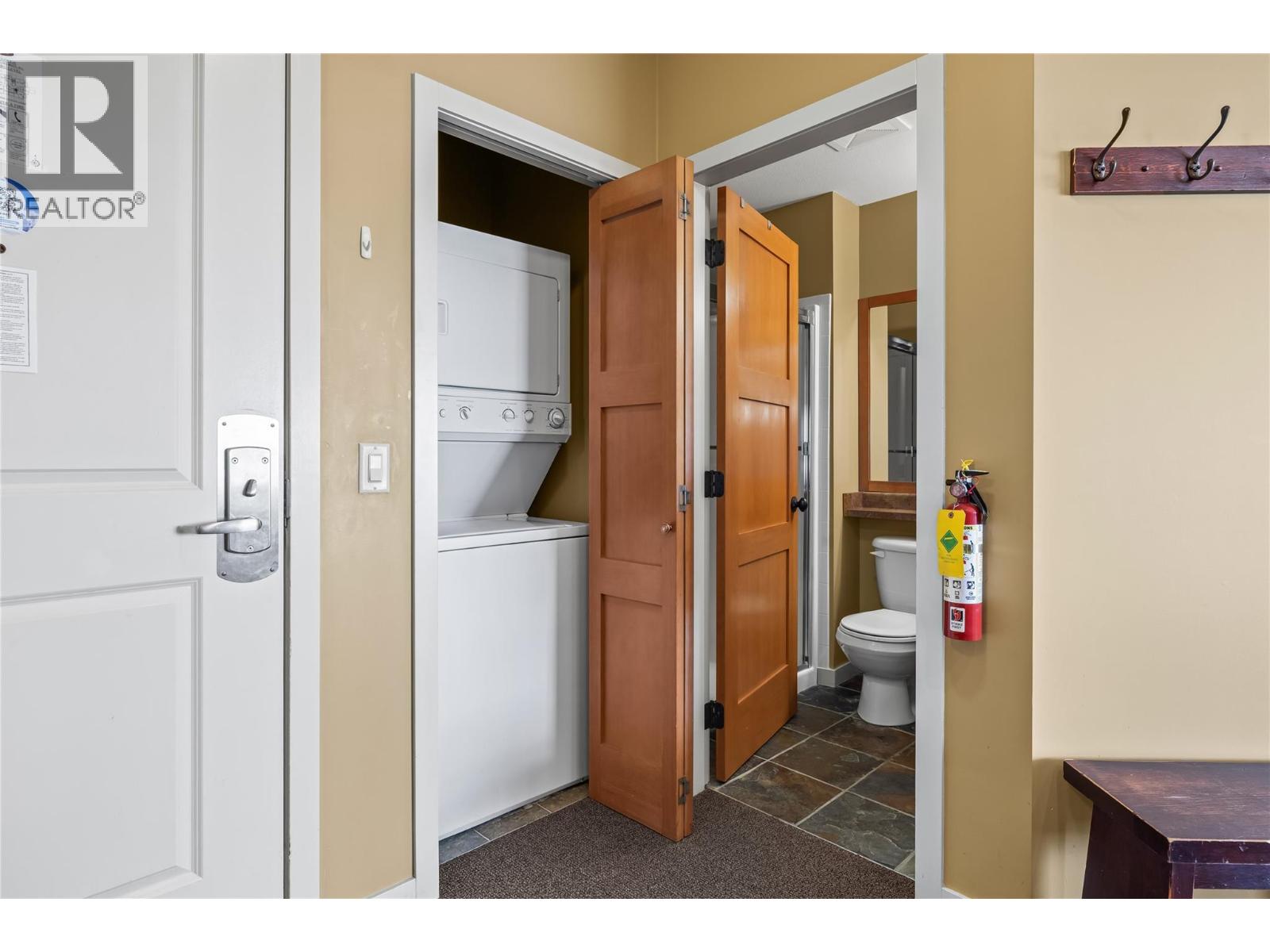 308/308A 255 Feathertop Way, Big White