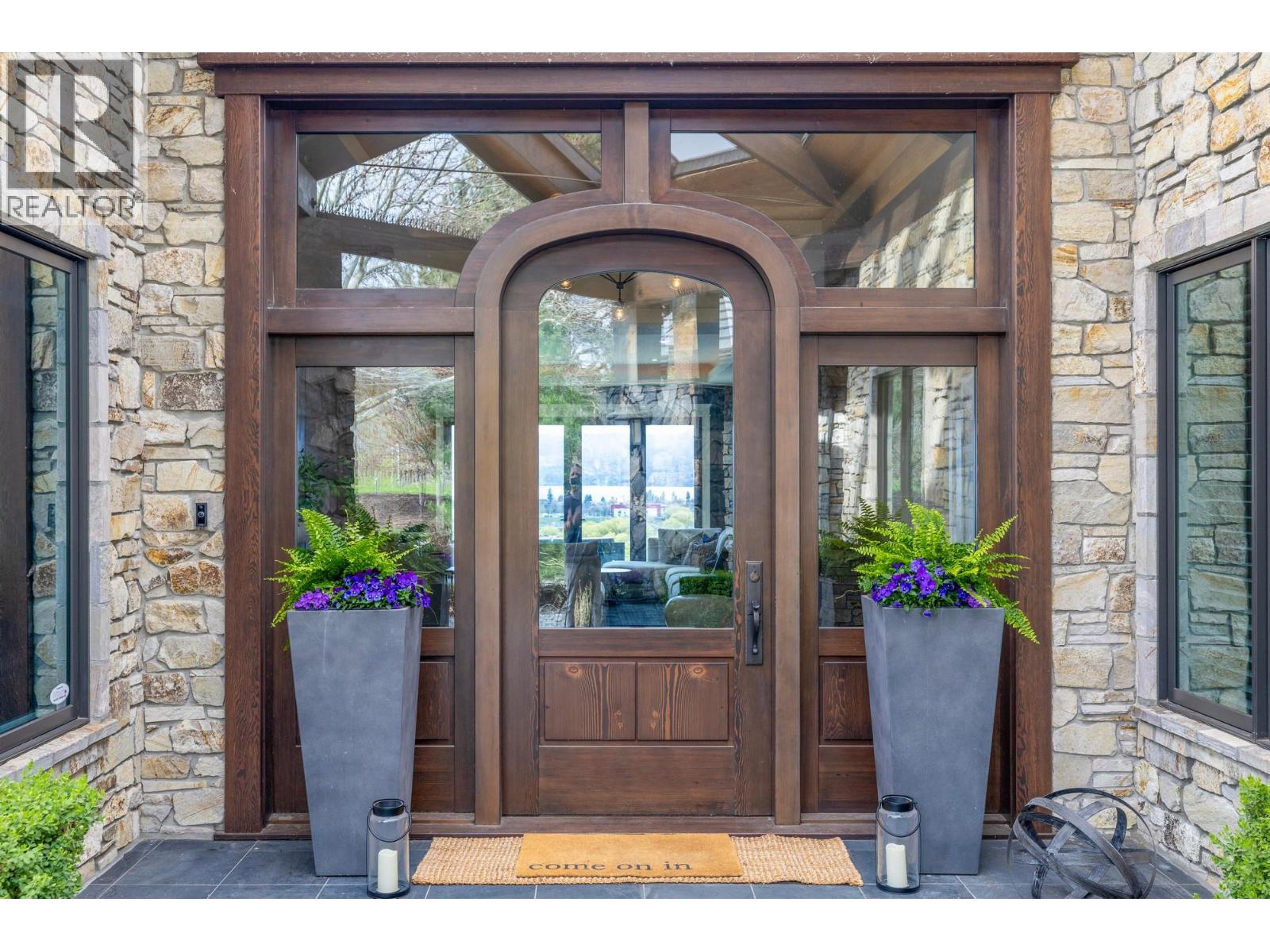  4040 Casorso Road, Kelowna