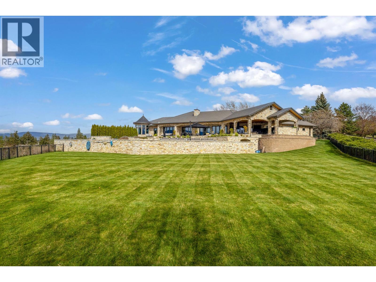  4040 Casorso Road, Kelowna