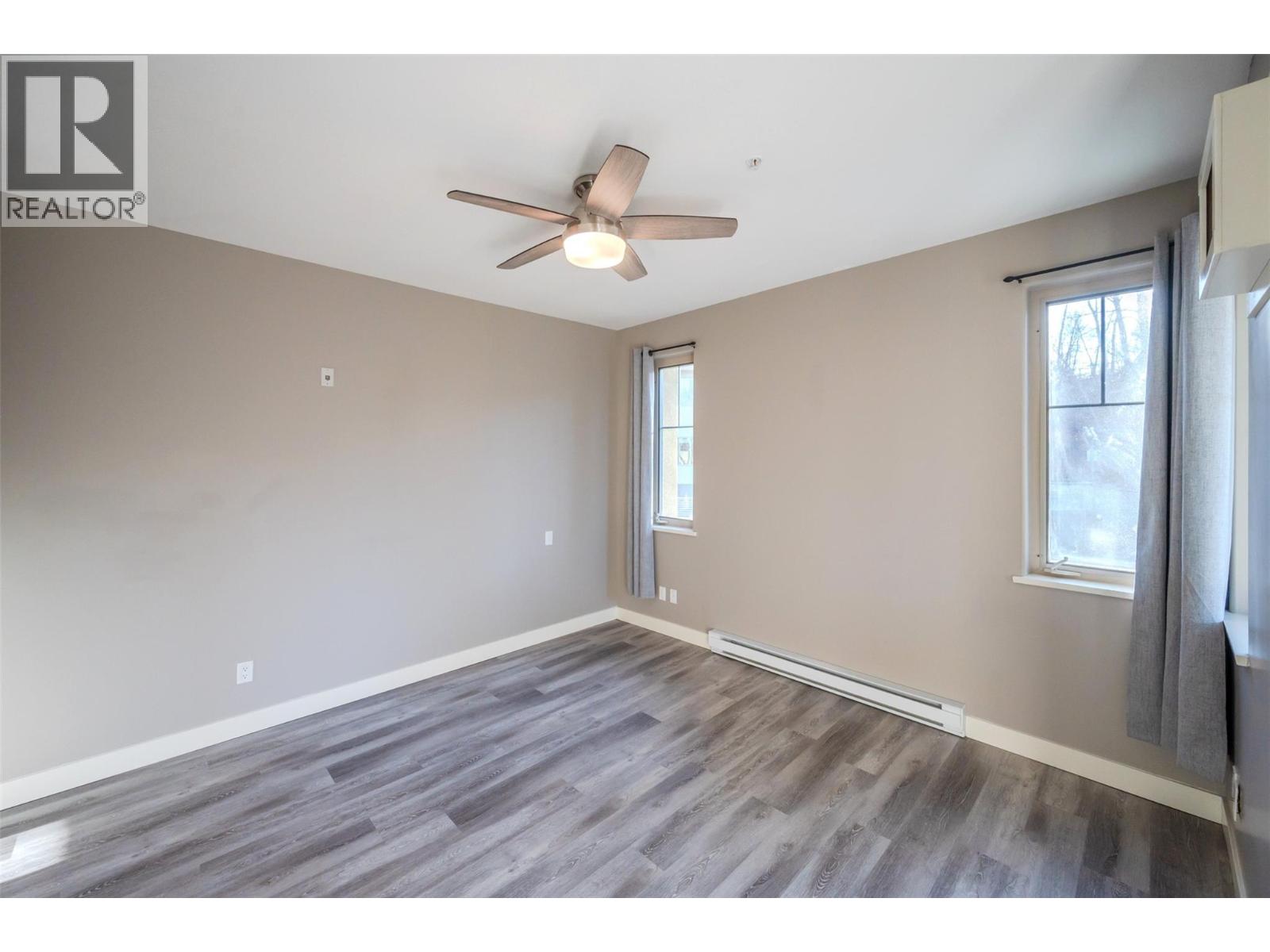 921 SPILLWAY Road Unit# 208A, Oliver