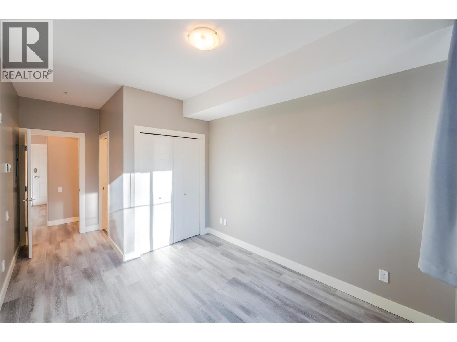 921 SPILLWAY Road Unit# 208A, Oliver