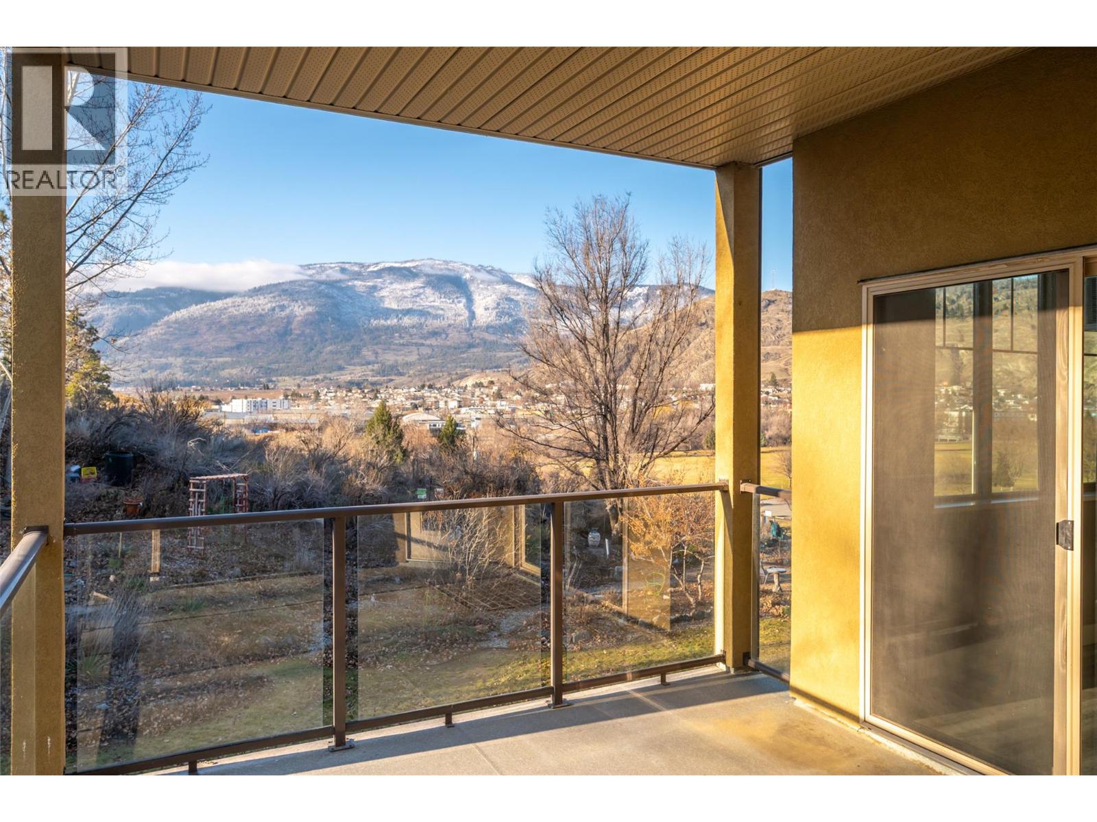 921 SPILLWAY Road Unit# 208A, Oliver