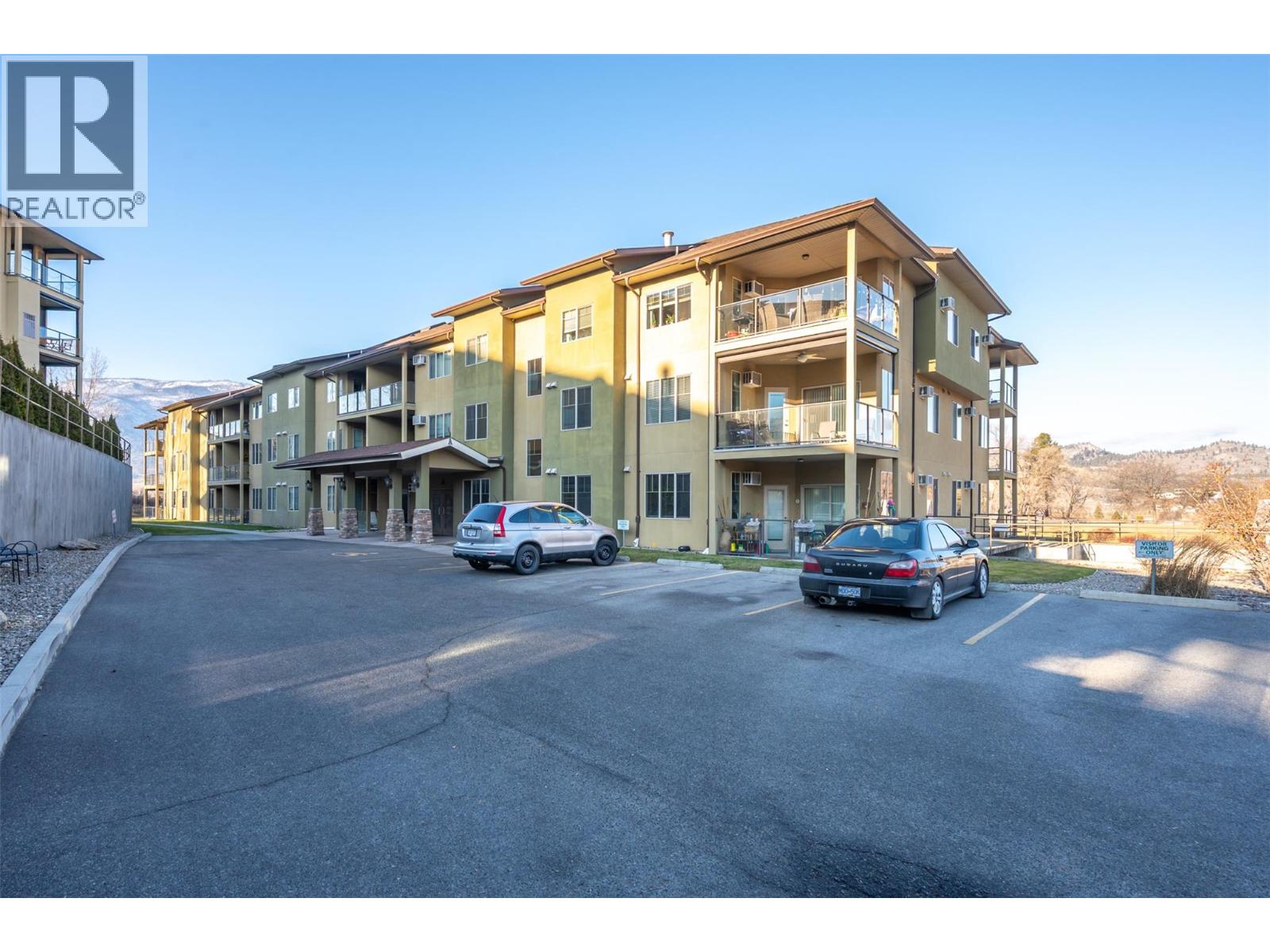 921 SPILLWAY Road Unit# 208A, Oliver