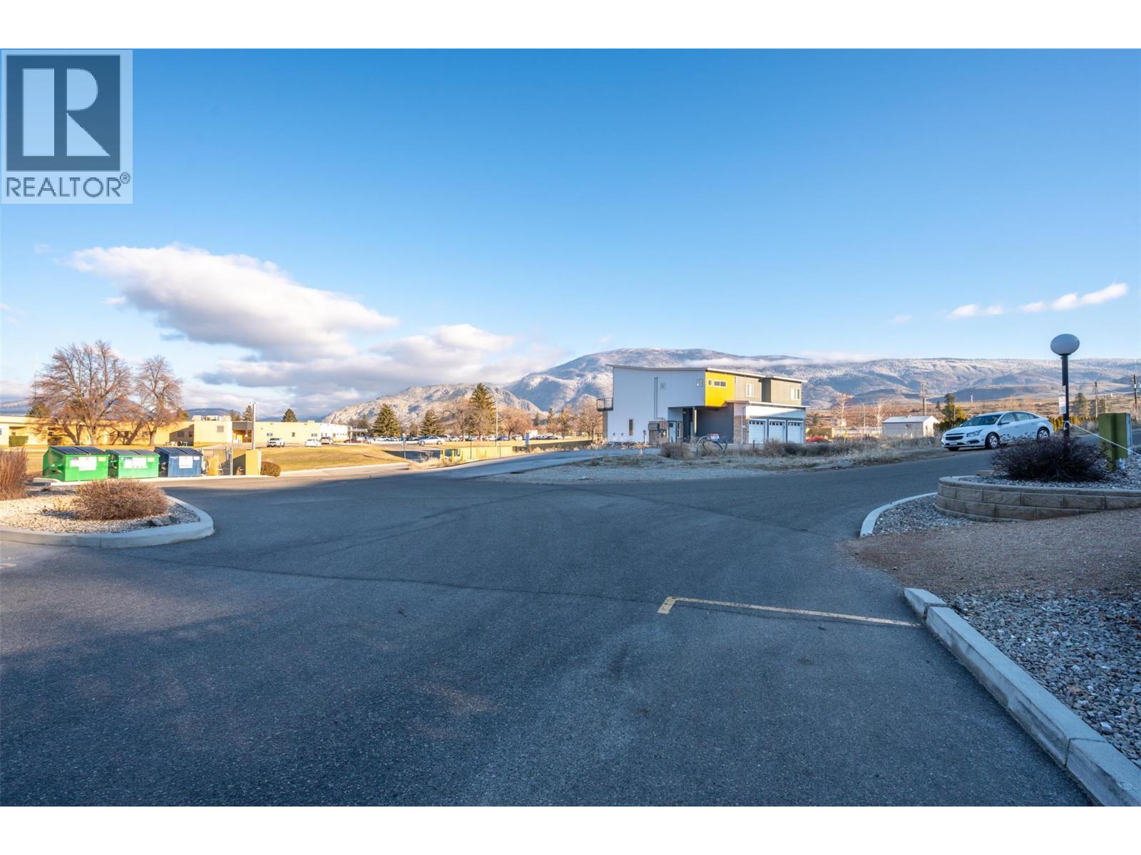 921 SPILLWAY Road Unit# 208A, Oliver