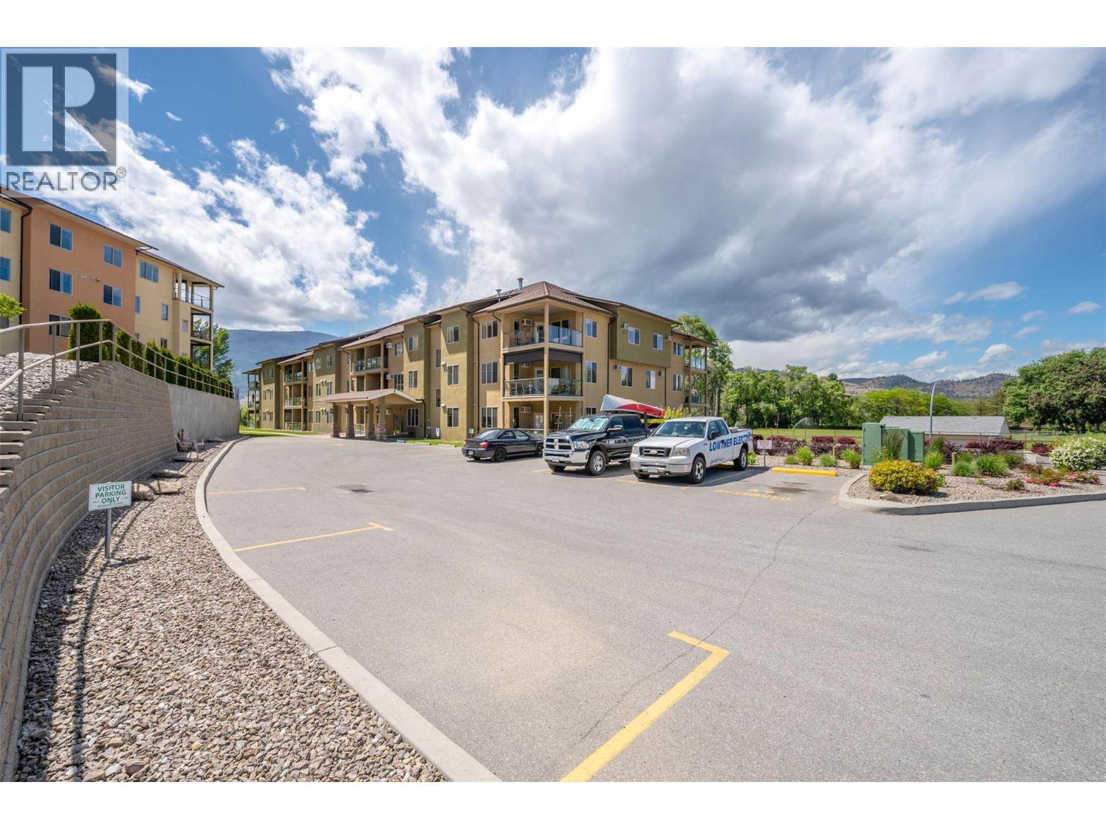 921 SPILLWAY Road Unit# 208A, Oliver