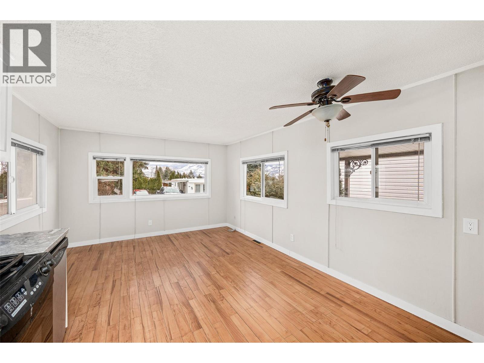 12 1881 Boucherie Road, Westbank