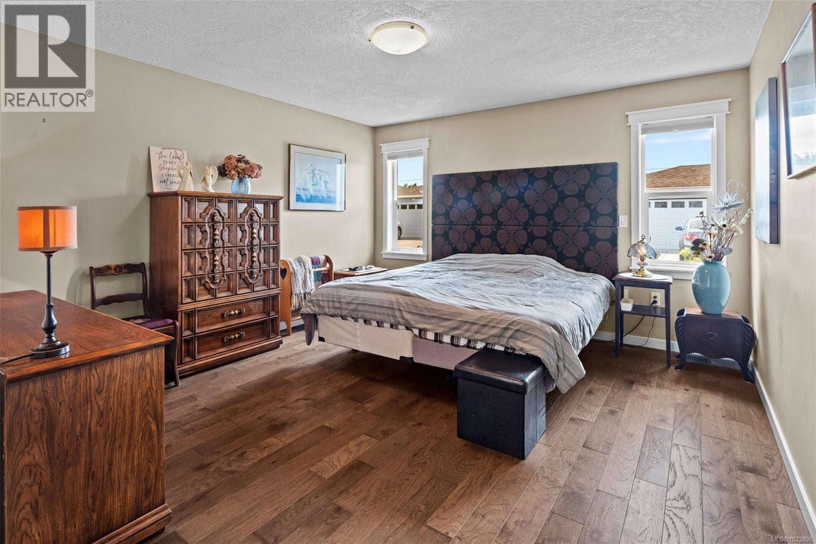 #54 7586 TETAYUT RD - 18