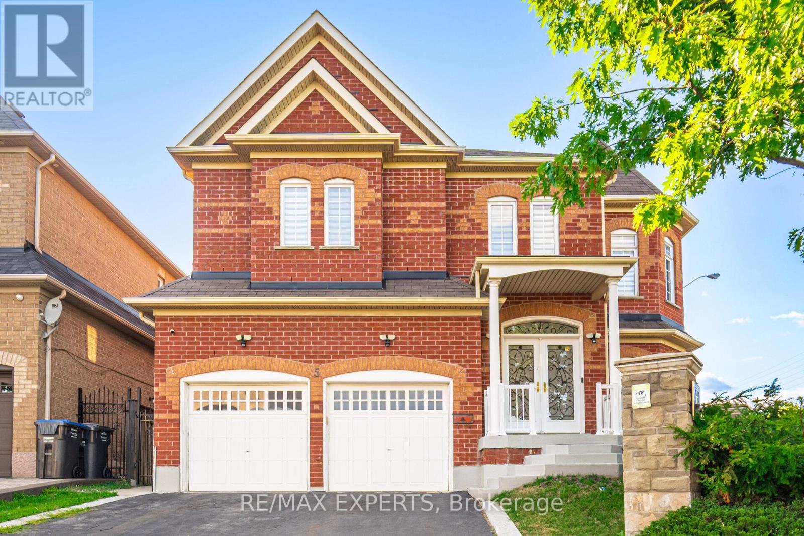 5 HILLSIDE DRIVE, Brampton (Westgate), Ontario