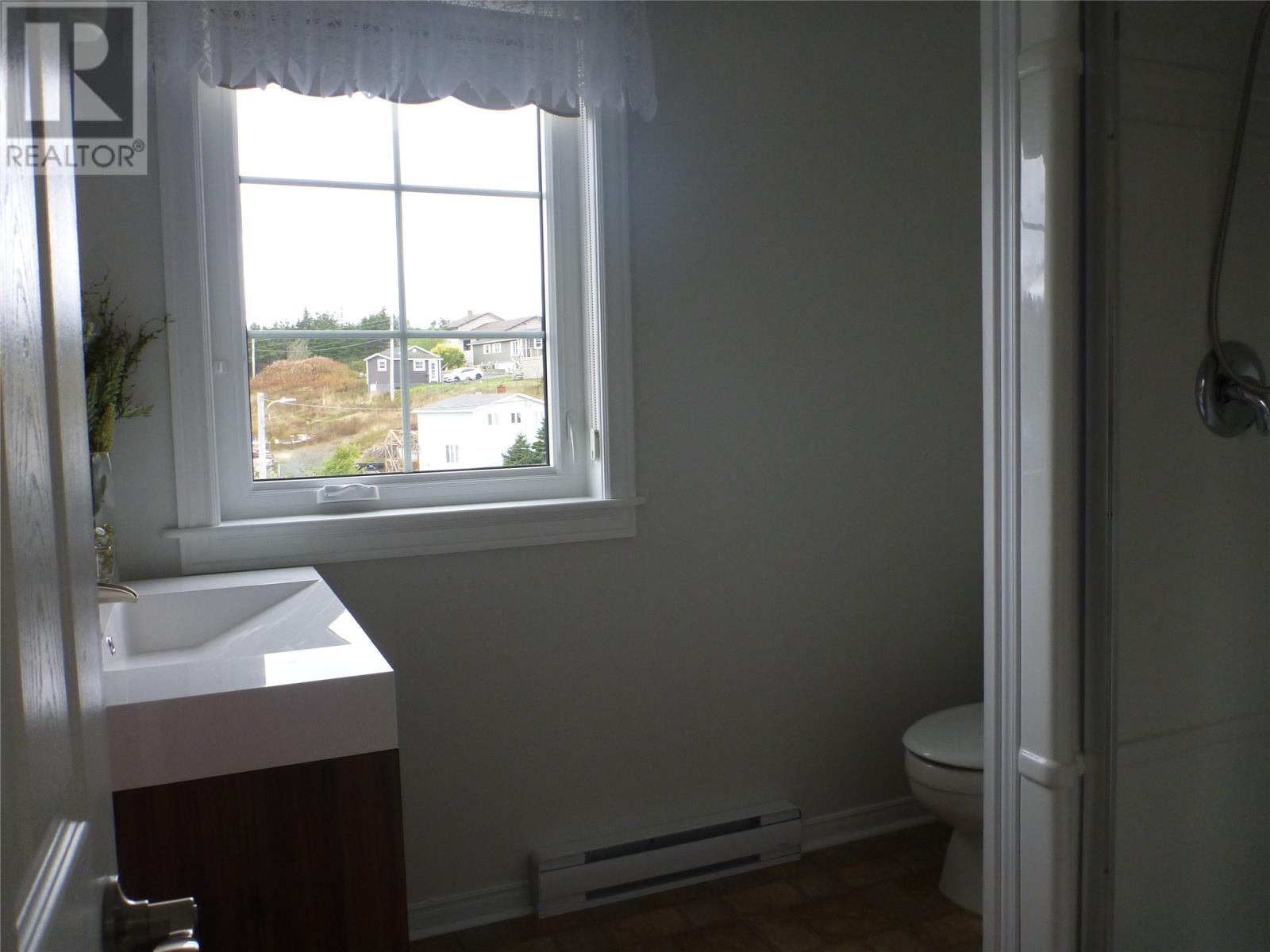 221 Marine Drive - 29