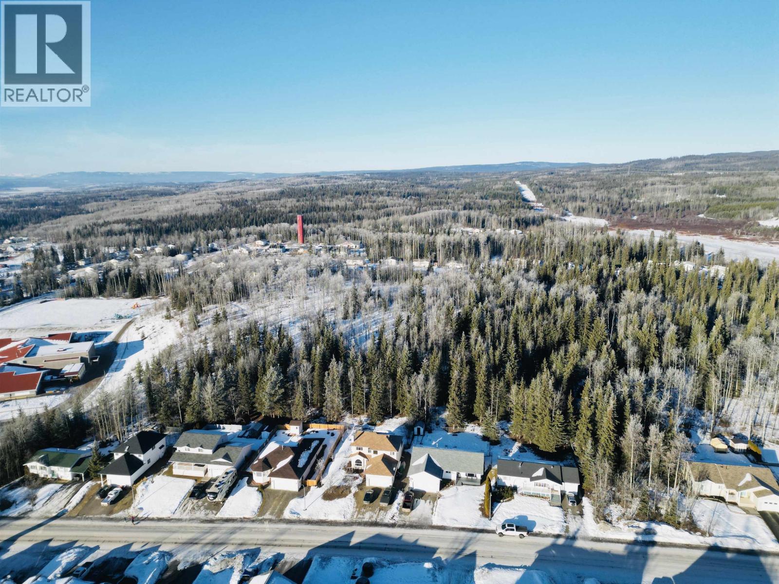 515 9TH AVENUE, Burns Lake