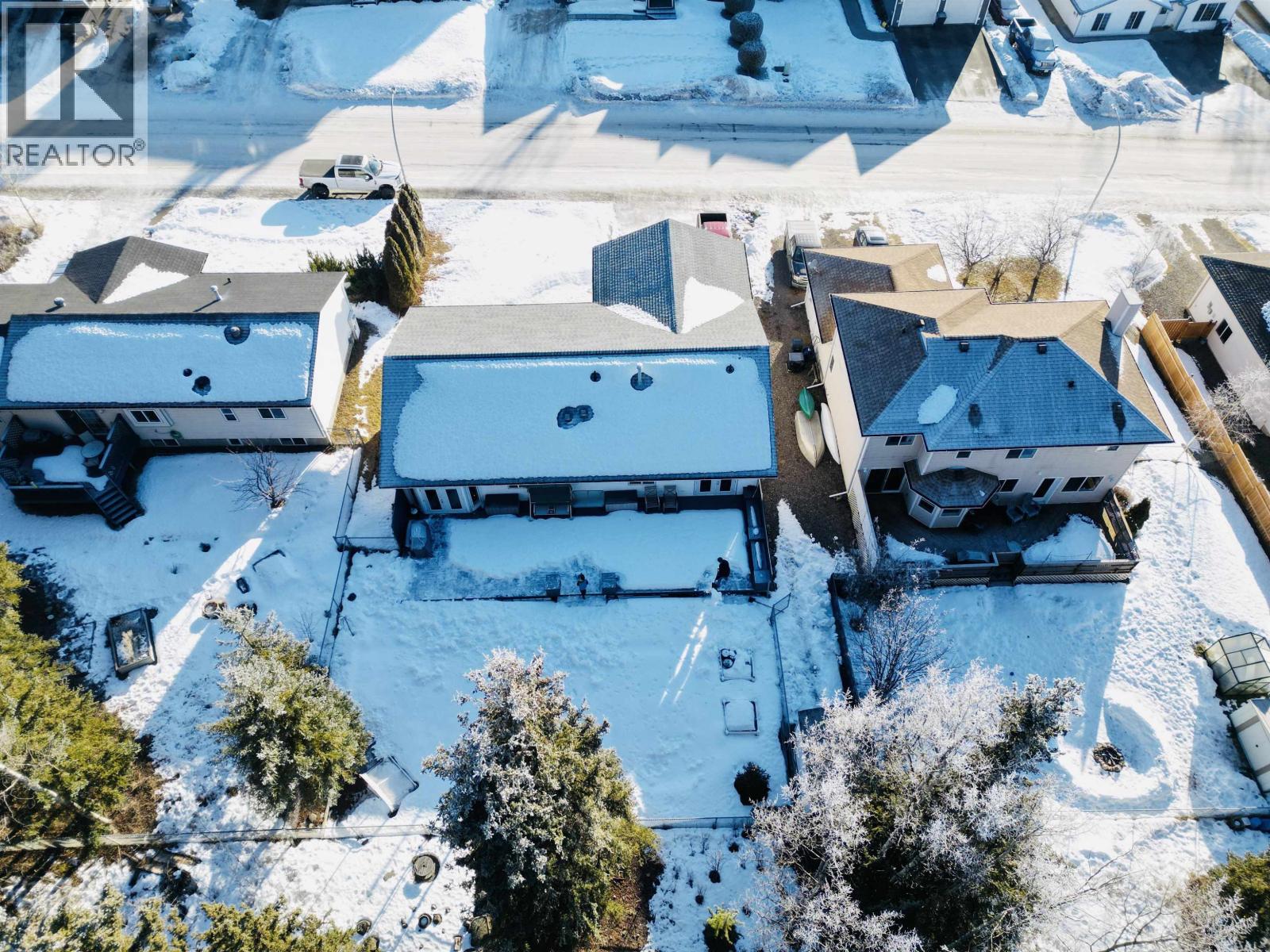 515 9TH AVENUE, Burns Lake