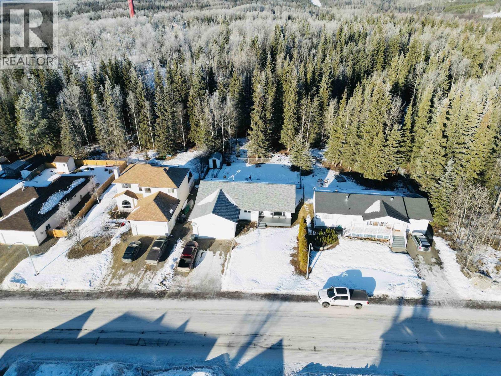 515 9TH AVENUE, Burns Lake