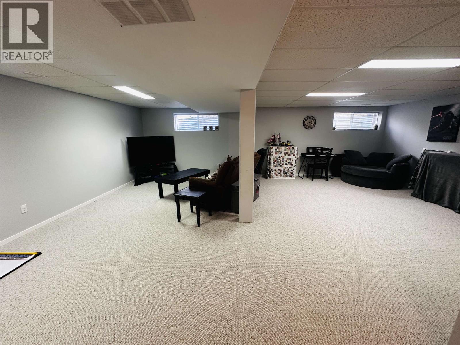 515 9TH AVENUE, Burns Lake