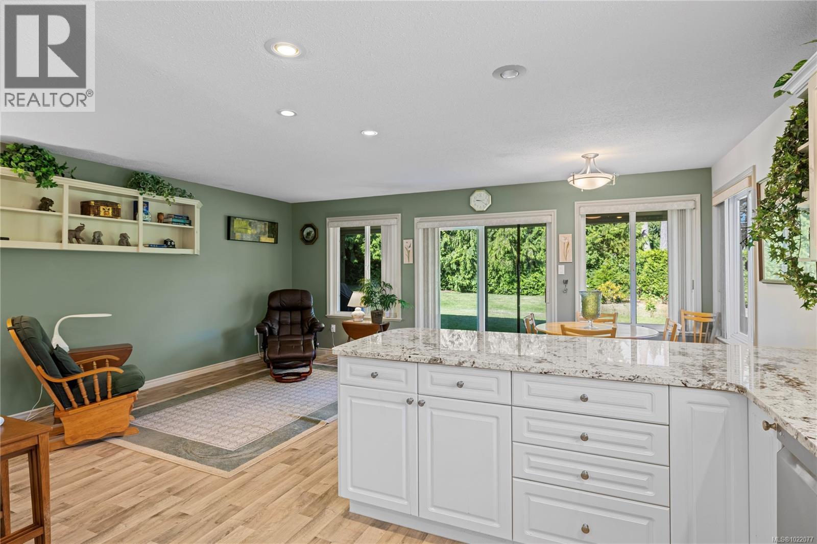 726 Drew Rd, Parksville