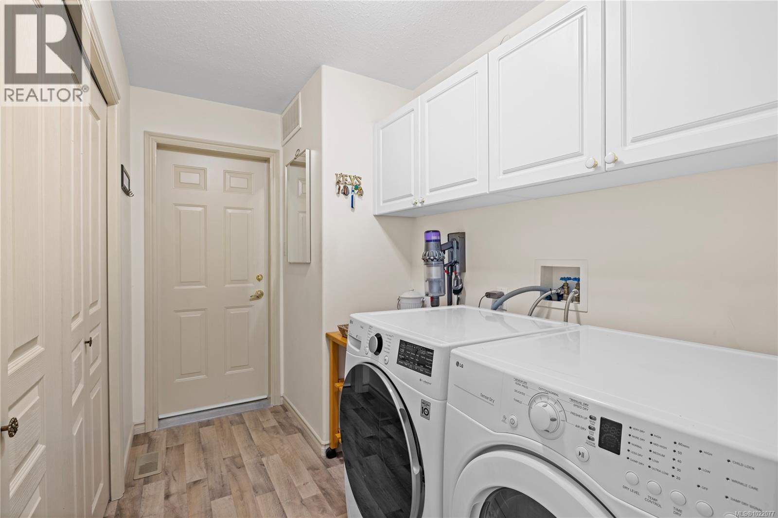 726 Drew Rd, Parksville