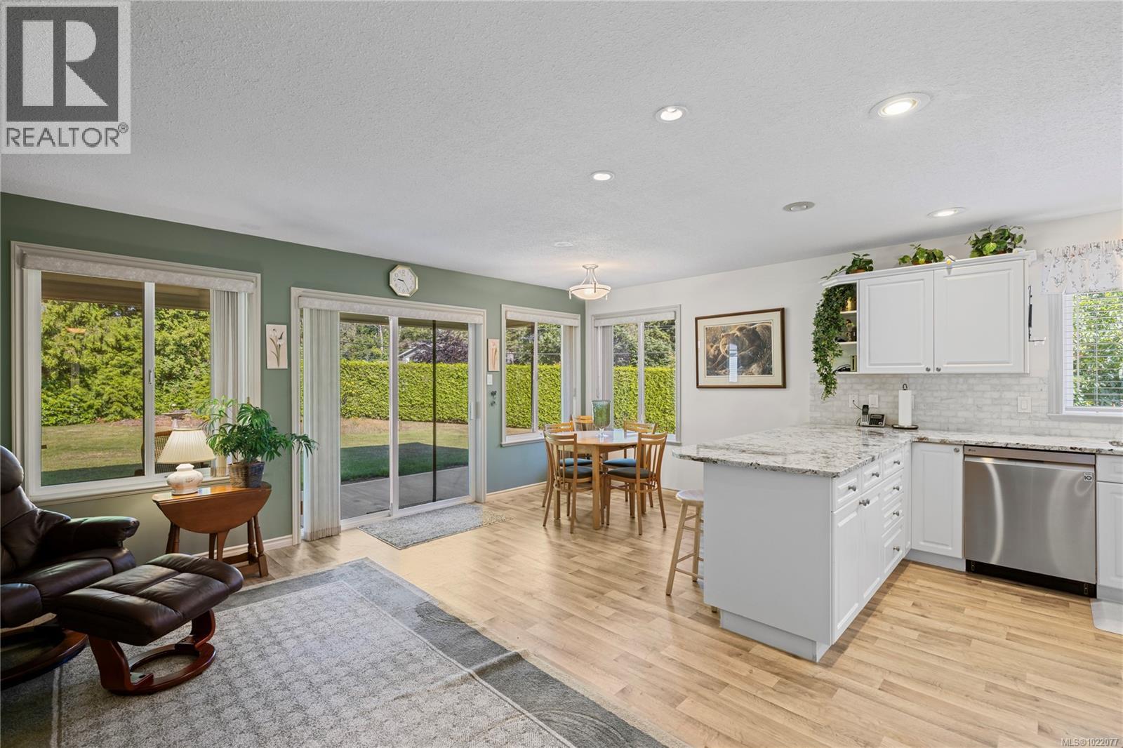 726 Drew Rd, Parksville