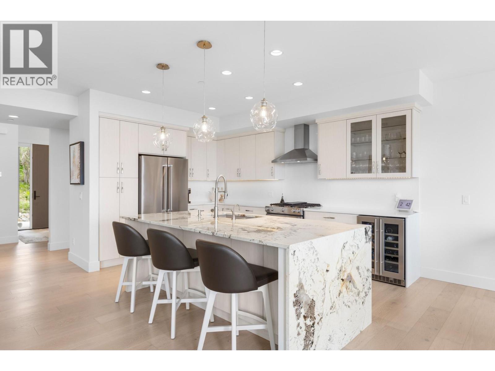 470 Hawk's Perch Lane, Kelowna