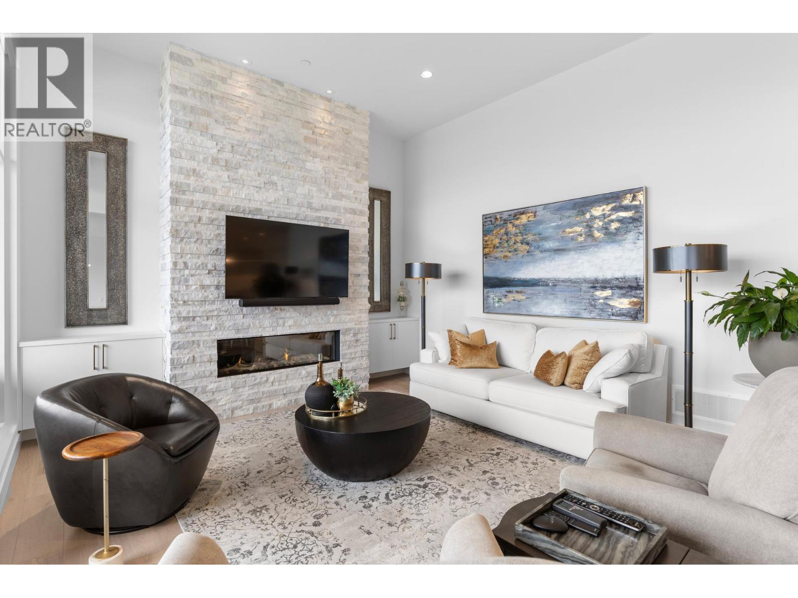 470 Hawk's Perch Lane, Kelowna