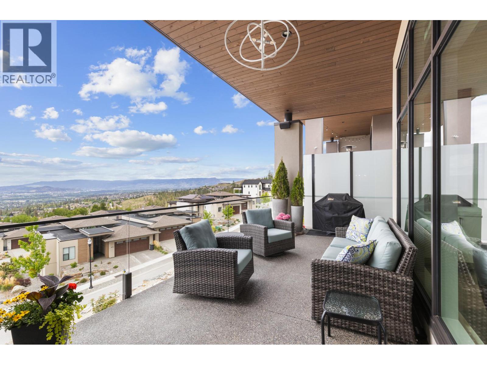 470 Hawk's Perch Lane, Kelowna