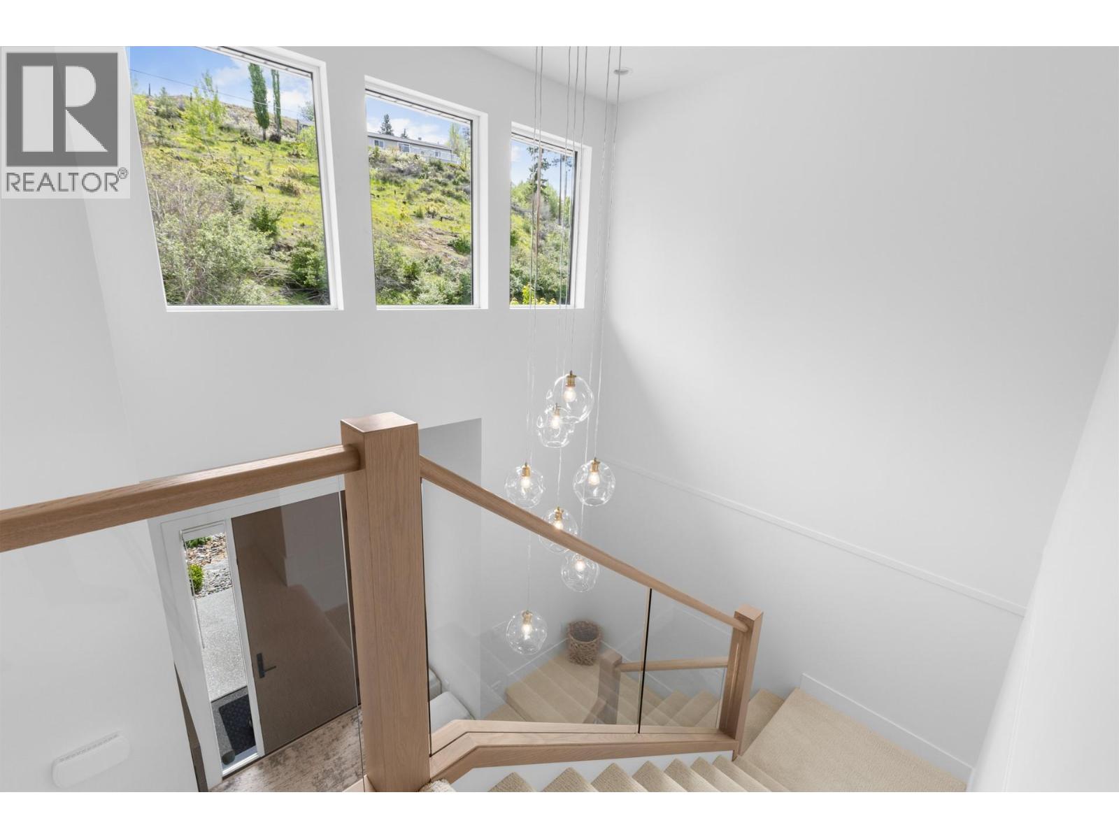 470 Hawk's Perch Lane, Kelowna