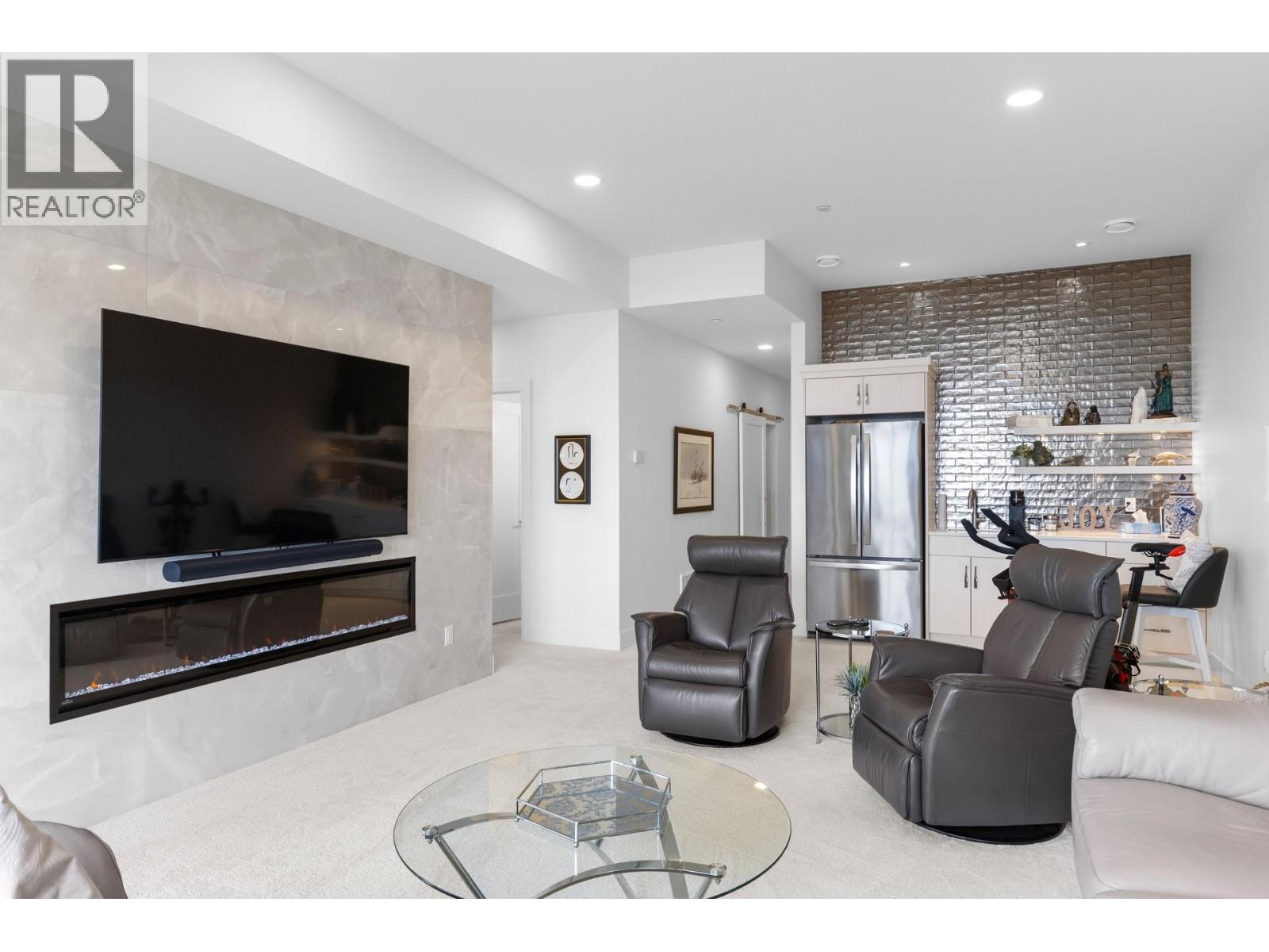 470 Hawk's Perch Lane, Kelowna