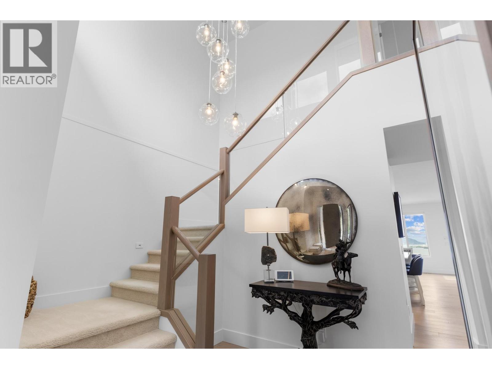 470 Hawk's Perch Lane, Kelowna