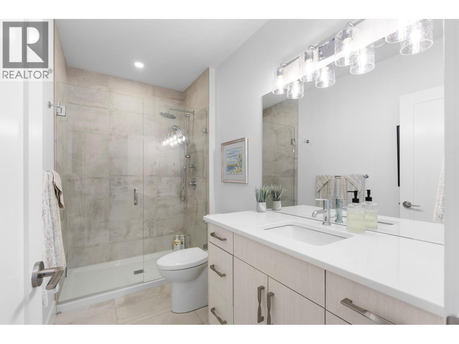 470 Hawk's Perch Lane, Kelowna